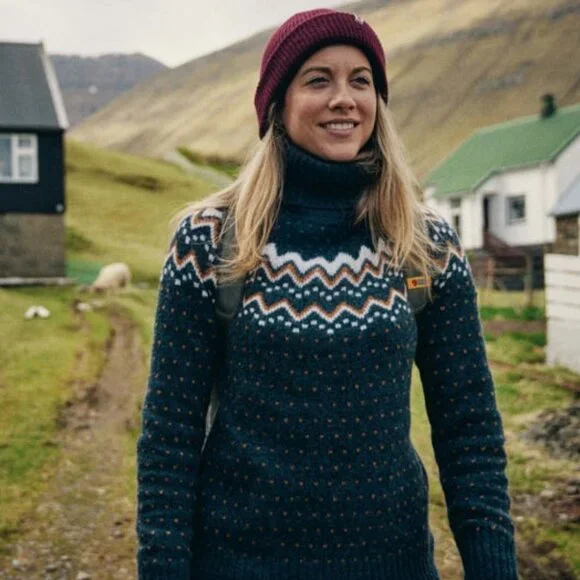 Fjallraven Ovik Knit Roller Neck wool sweater navy blue, size Small NWT - Picture 2 of 2